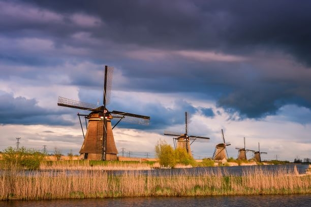 Overwaard_Mill_No.4_evening